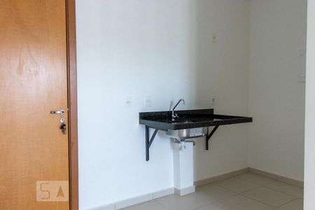 Cozinha de apartamento para alugar com 1 quarto, 33m² em Taguatinga Sul (taguatinga), Brasília
