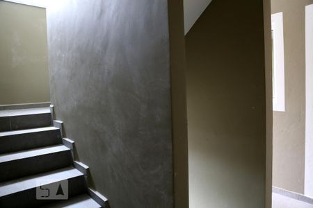 Escada de apartamento para alugar com 1 quarto, 30m² em Instituto de Previdência, São Paulo