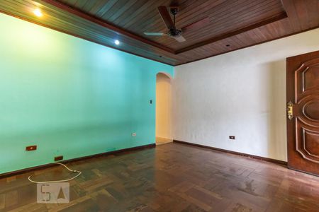 Sala de Casa com 2 quartos, 85m² Sapopemba