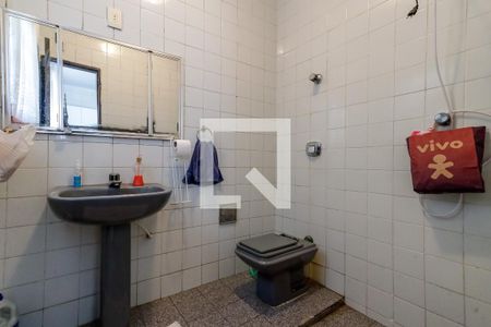Banheiro Térreo de casa à venda com 2 quartos, 166m² em Jardim Japao, São Paulo