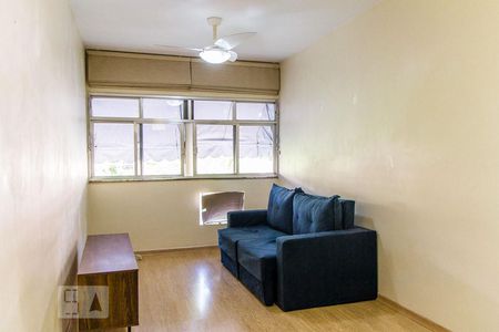 Apartamento para alugar com 60m², 2 quartos e 1 vaga Apartamento para alugar com 60m², 2 quartos e 1 vagaSala