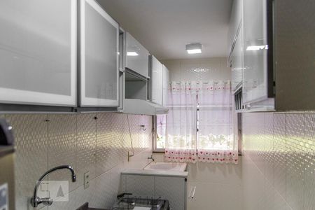 Apartamento para alugar com 60m², 2 quartos e 1 vaga Apartamento para alugar com 60m², 2 quartos e 1 vagaCozinha - Armários