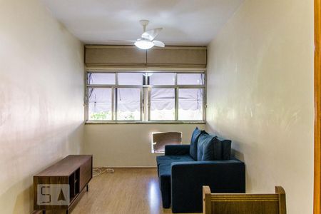 Apartamento para alugar com 60m², 2 quartos e 1 vaga Apartamento para alugar com 60m², 2 quartos e 1 vagaSala