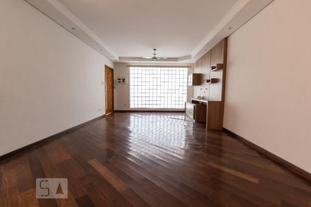 Sala de casa para alugar com 3 quartos, 180m² em Granja Julieta, São Paulo