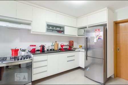 Casa à venda com 250m², 4 quartos e 5 vagasCozinha