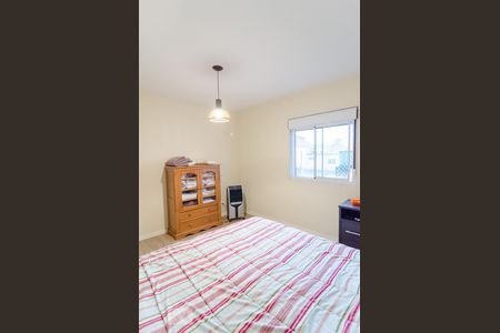 Casa à venda com 250m², 4 quartos e 5 vagasSuíte 1