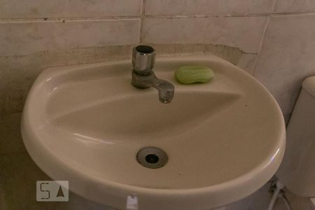 Apartamento para alugar com 83m², 1 quarto e sem vagaBanheiro - Torneira