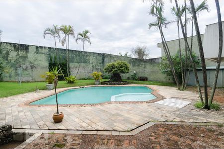 Casa para alugar com 310m², 3 quartos e sem vaga Casa para alugar com 310m², 3 quartos e sem vagaPiscina e quadra