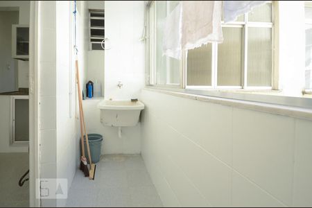 Apartamento à venda com 60m², 2 quartos e sem vagaÁrea de Serviço