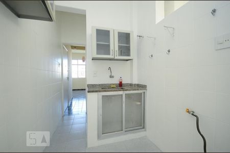Apartamento à venda com 60m², 2 quartos e sem vagaCozinha