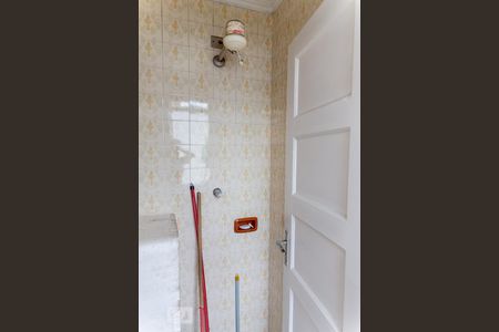 Apartamento à venda com 114m², 2 quartos e sem vagaBanheiro de Serviço