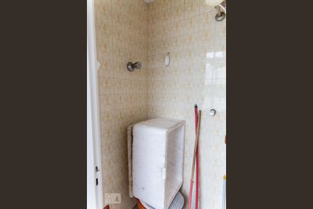 Apartamento à venda com 114m², 2 quartos e sem vagaBanheiro de Serviço