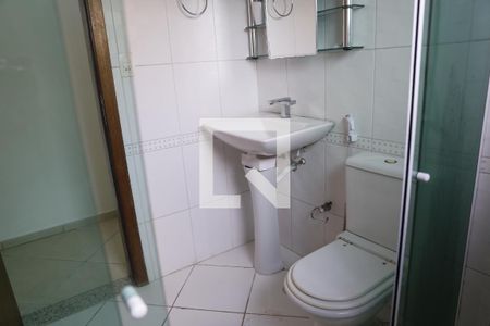 Casa para alugar com 300m², 3 quartos e 4 vagasBanheiro da Suíte