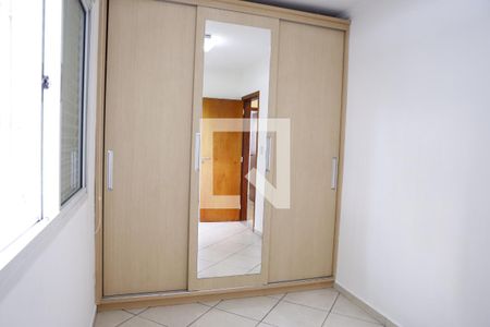 Quarto 2 de casa para alugar com 3 quartos, 300m² em Vila Guedes, São Paulo