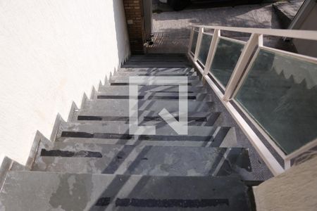 Casa para alugar com 300m², 3 quartos e 4 vagasEscada Externa