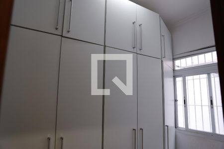 Casa para alugar com 300m², 3 quartos e 4 vagasQuarto de Serviço