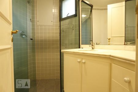 Apartamento para alugar com 65m², 2 quartos e 1 vagaBanheiro do Quarto 2- Suíte