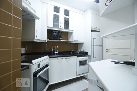Apartamento para alugar com 65m², 2 quartos e 1 vagaCozinha