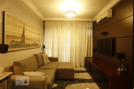 Apartamento para alugar com 65m², 2 quartos e 1 vagaSala