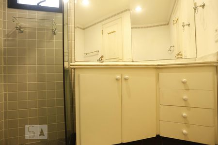 Apartamento para alugar com 65m², 2 quartos e 1 vagaBanheiro do Quarto 2- Suíte