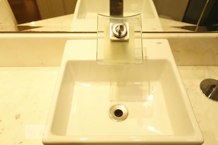 Apartamento para alugar com 65m², 2 quartos e 1 vagaBanheiro