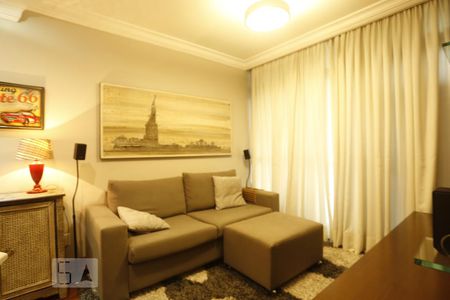 Apartamento para alugar com 65m², 2 quartos e 1 vagaSala