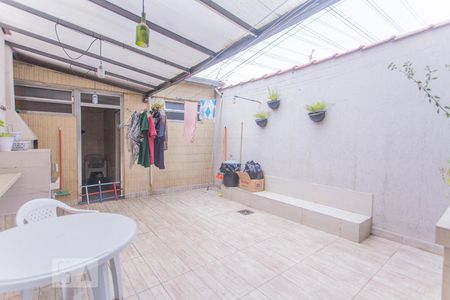 Casa à venda com 186m², 4 quartos e 2 vagasQuintal
