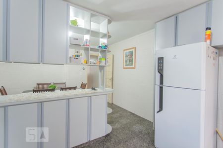 Casa à venda com 186m², 4 quartos e 2 vagasCozinha
