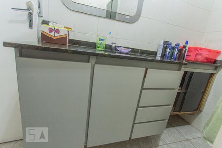Casa à venda com 186m², 4 quartos e 2 vagasArmário