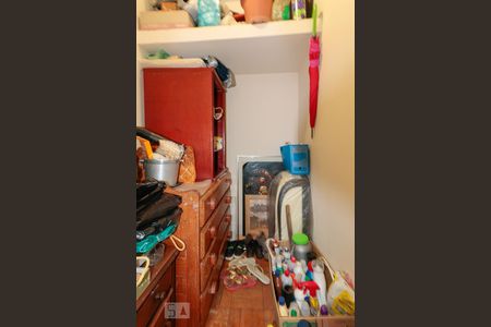 Apartamento à venda com 72m², 2 quartos e 1 vaga Apartamento à venda com 72m², 2 quartos e 1 vagaQuarto de serviço