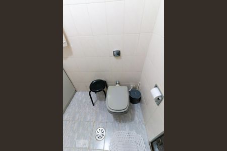 Apartamento à venda com 72m², 2 quartos e 1 vaga Apartamento à venda com 72m², 2 quartos e 1 vagaBanheiro