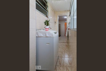 Apartamento à venda com 72m², 2 quartos e 1 vaga Apartamento à venda com 72m², 2 quartos e 1 vagaÁrea de serviço