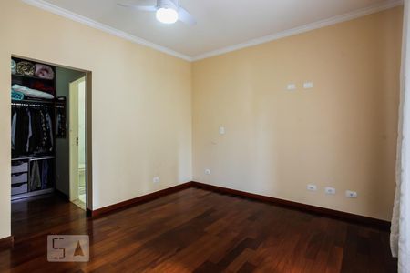 Casa à venda com 180m², 3 quartos e 6 vagas Casa à venda com 180m², 3 quartos e 6 vagasSuíte 1