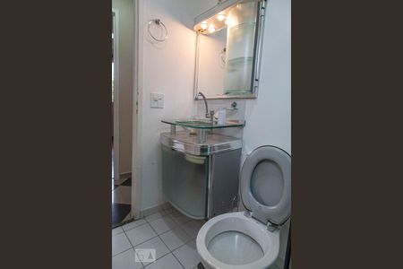 Apartamento para alugar com 63m², 2 quartos e 1 vaga Apartamento para alugar com 63m², 2 quartos e 1 vagaBanheiro