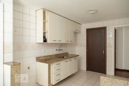 Apartamento à venda com 90m², 3 quartos e 1 vagaCozinha 