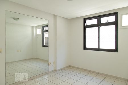 Apartamento à venda com 90m², 3 quartos e 1 vagaSuíte