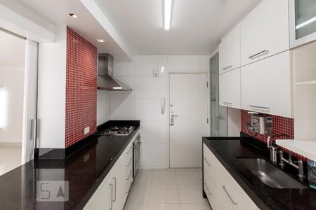 Apartamento à venda com 98m², 2 quartos e 1 vagaCozinha