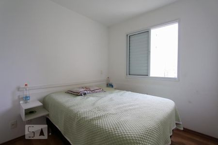 Quarto 1 de apartamento para alugar com 2 quartos, 49m² em Parque Reboucas, São Paulo