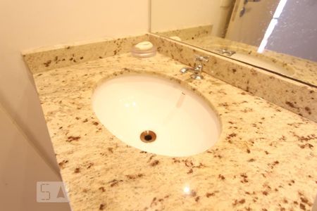 Apartamento para alugar com 49m², 2 quartos e 1 vaga Apartamento para alugar com 49m², 2 quartos e 1 vagaBanheiro - Pia