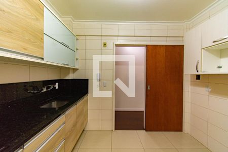 Apartamento à venda com 200m², 3 quartos e 1 vagaCozinha