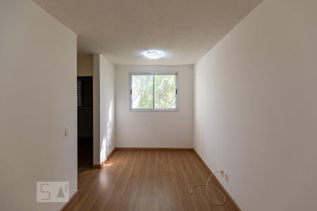 Sala de apartamento para alugar com 2 quartos, 45m² em Vila Anastácio, São Paulo