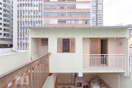 Casa para alugar com 304m², 7 quartos e 2 vagasEdícula 