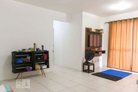 Sala de apartamento para alugar com 2 quartos, 80m² em Itacorubi, Florianópolis