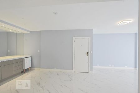 Sala de apartamento para alugar com 3 quartos, 100m² em Jardim das Acácias, São Paulo