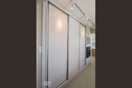 Lavanderia de apartamento para alugar com 3 quartos, 100m² em Jardim das Acácias, São Paulo