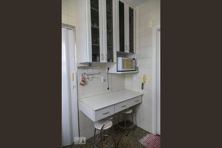 Apartamento para alugar com 93m², 3 quartos e 2 vagascozinha