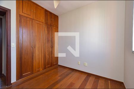 Quarto 1 de apartamento para alugar com 3 quartos, 93m² em Sagrada Família, Belo Horizonte