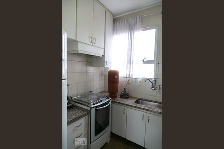 Apartamento para alugar com 93m², 3 quartos e 2 vagascozinha