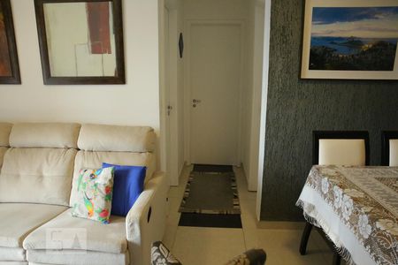 Corredor Sala para os quartos de apartamento para alugar com 2 quartos, 46m² em Liberdade, São Paulo