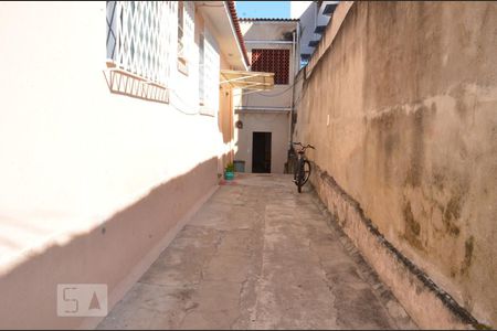 Apartamento para alugar com 90m², 2 quartos e sem vagaHall de Entrada